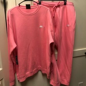 Comfortable cotton sweat suit, Salmon color